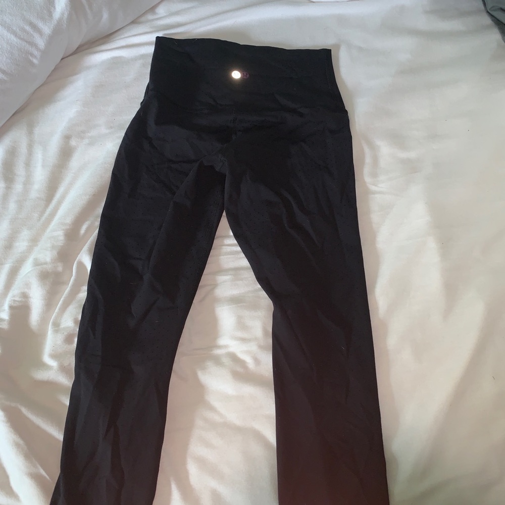 Lululemon leggings size 6